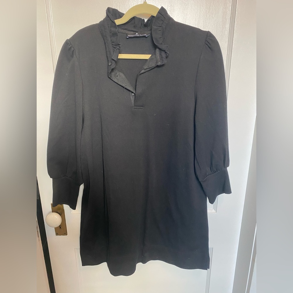 Cotton dress with ruffle collar. Feel like a sweatshirt!